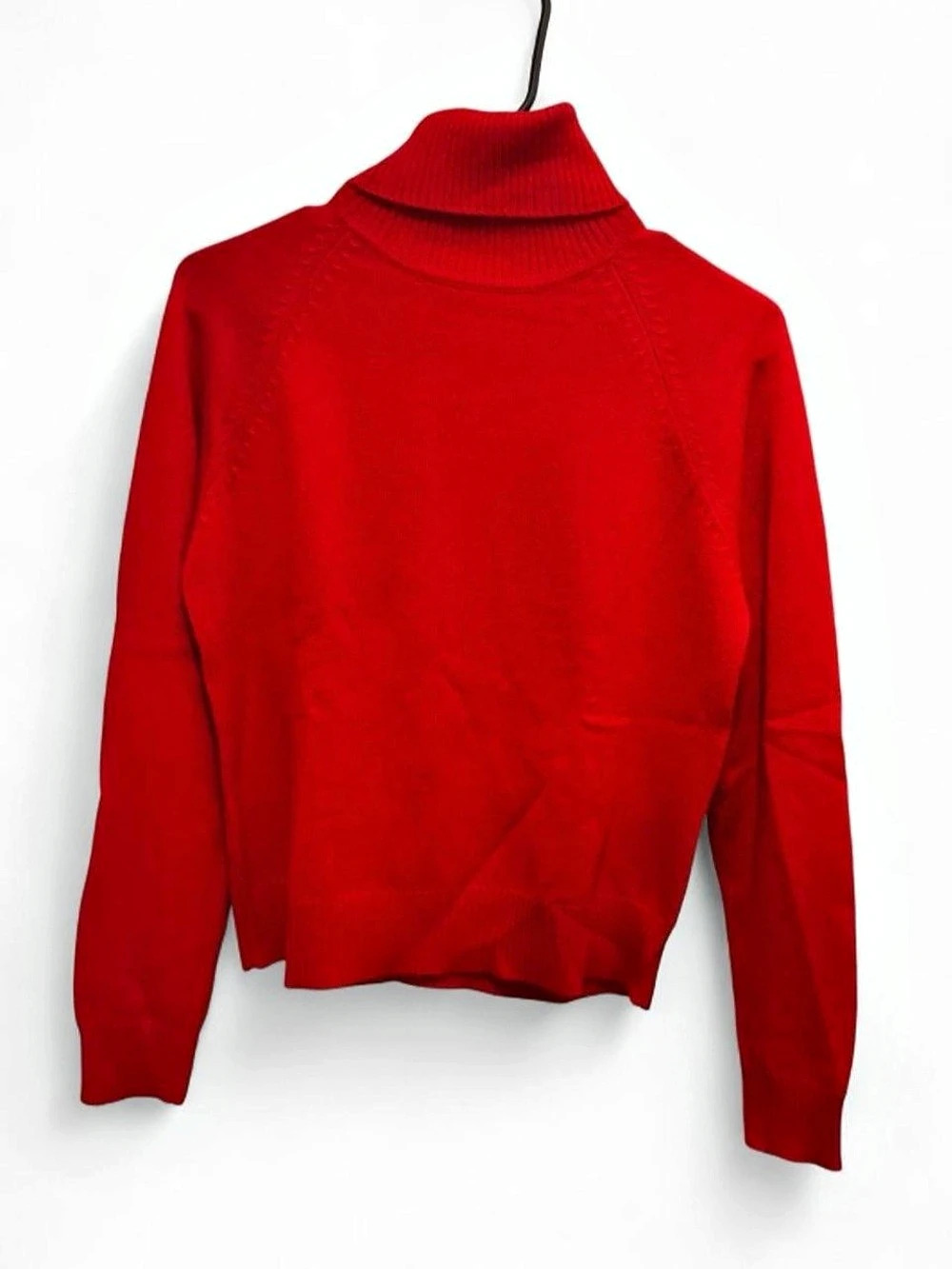 apostrophe Cashmere Turtleneck in Red Size Small